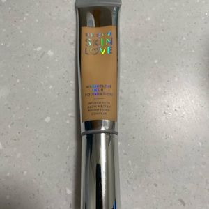 Becca Skin Love Foundation